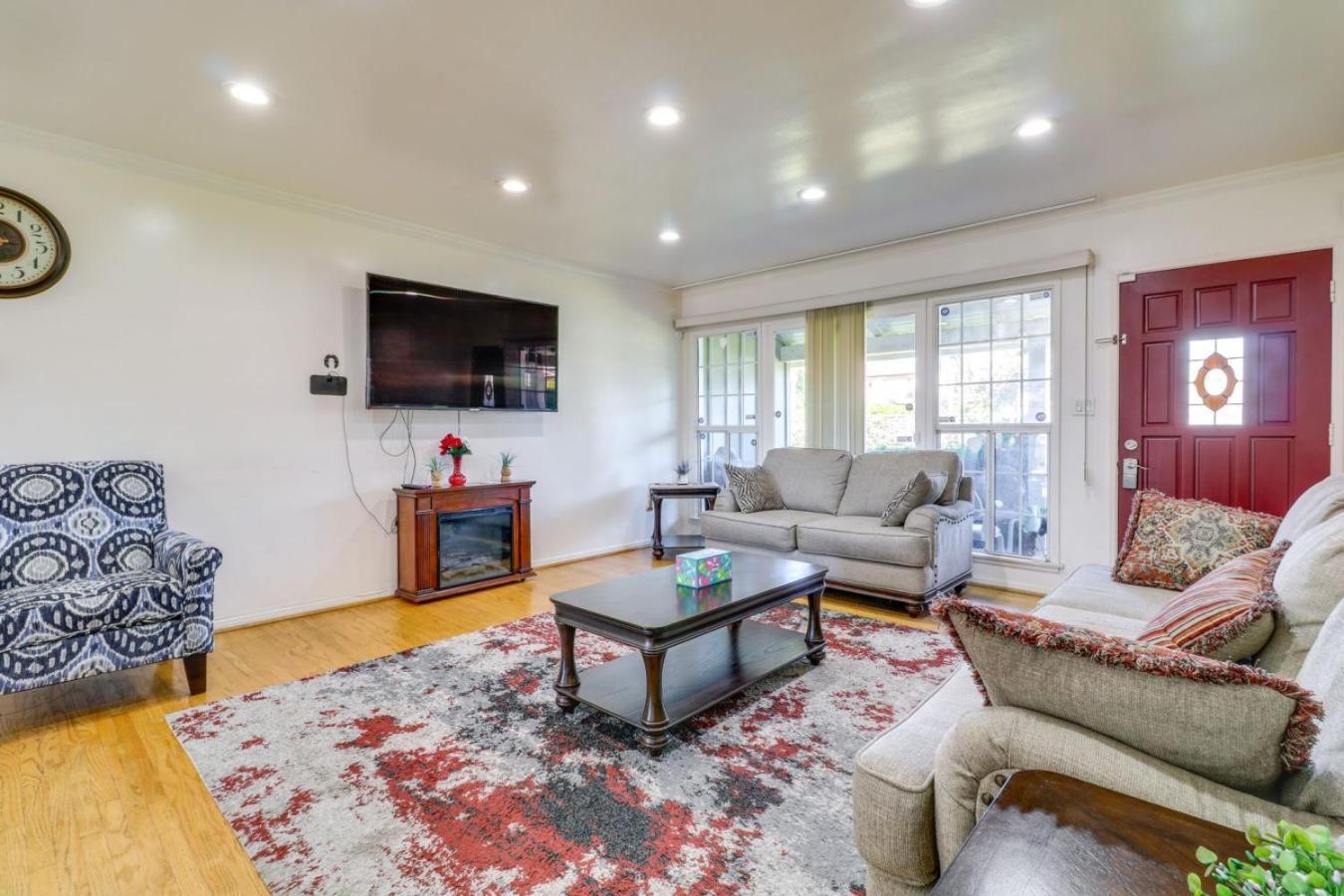 Holiday home North Hills 2br And Outdoor Pool